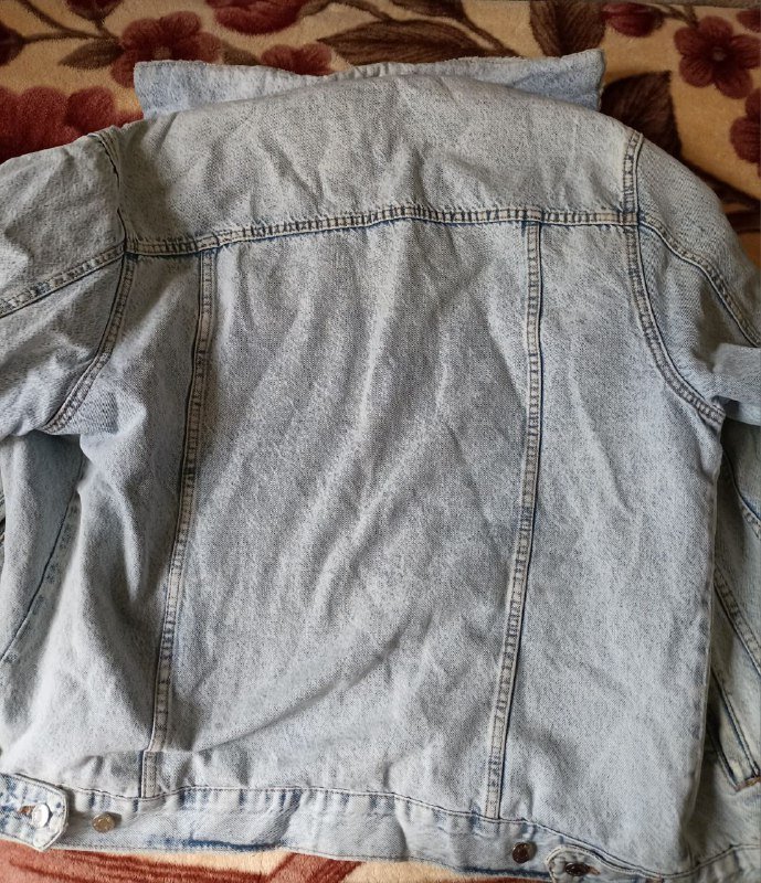 джинсовая куртка Bershka 3