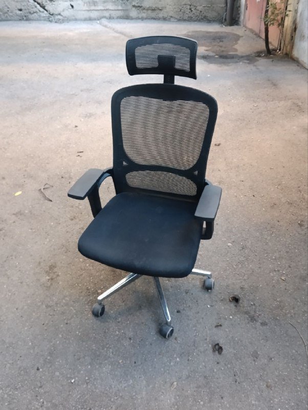 Стол раскладной, консоль, тумбочка, кресло компьютерное, зеркало, пылесос, удлинитель 7