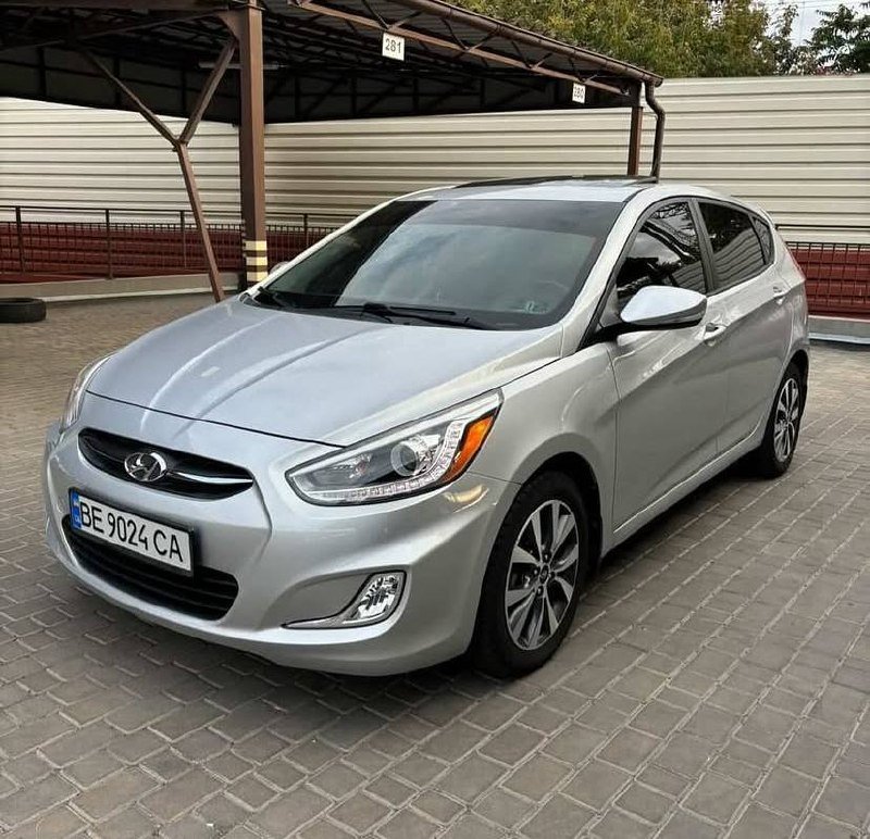 Hyundai Accent 2015