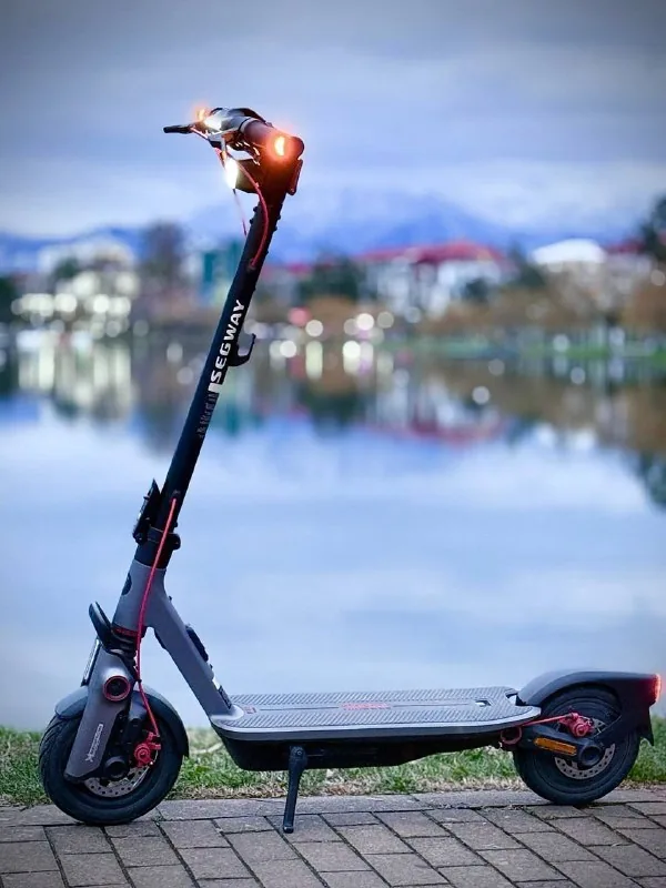 Электросамокат Segway Ninebot F3 Pro