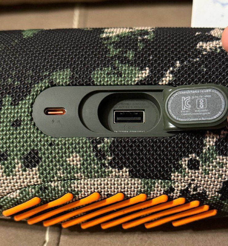 Портативная Bluetooth колонка JBL Charge 5 3