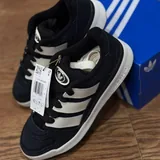 Adidas Women's Sneakers 3