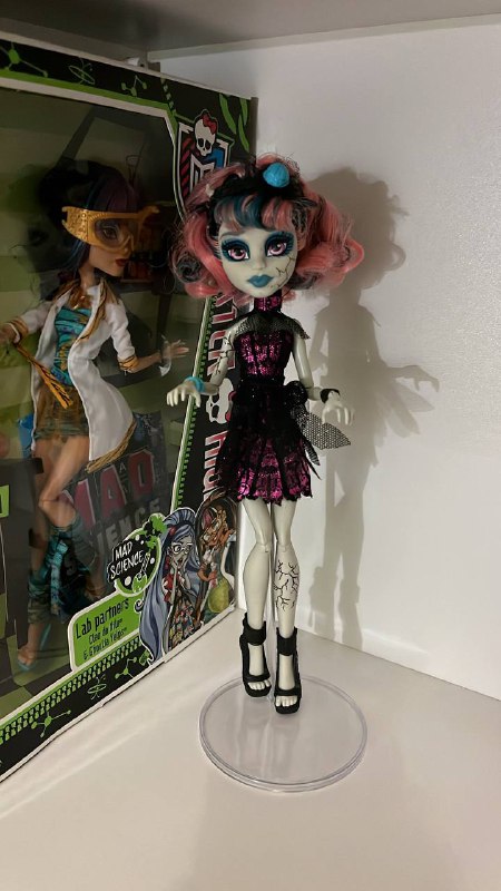 куклы Monster High, Ever After High, Rainbow High, Bratz 5