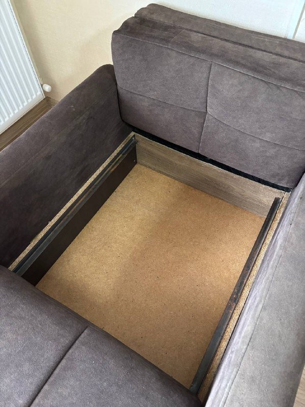 Кресло с местом для хранения и спальным местом 3