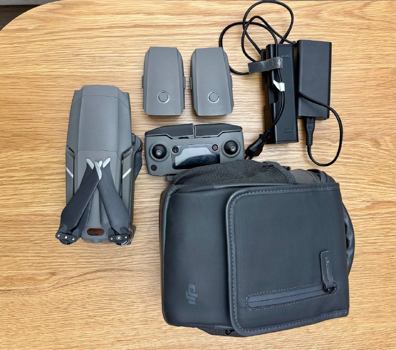 Комплект DJI Mavic 2 Pro Fly More Combo с аксессуарами