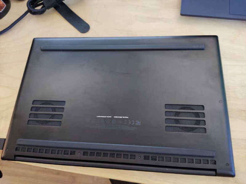 Nintendo Switch, Steamdeck 512gb, Razer Blade 15 7