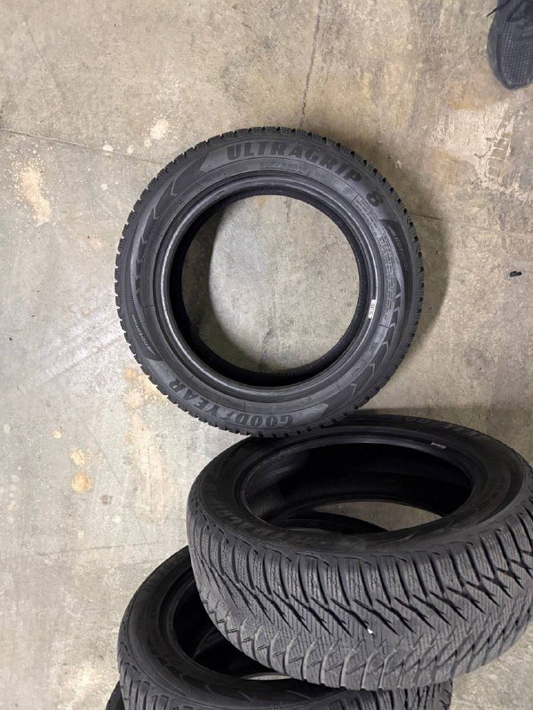 Зимняя резина GOODYEAR 205/55R16 ULTRAGRIP 8 2