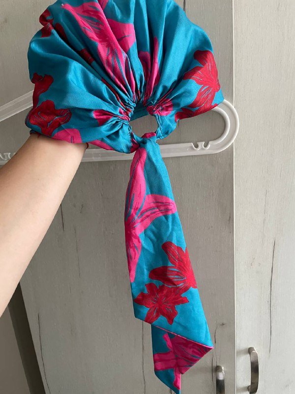 Серьги, топ H&M, 2 платья, платок Zara 8