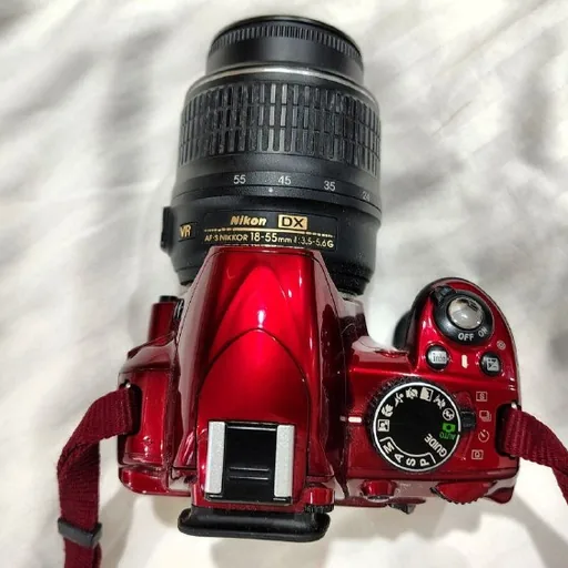 Nikon D3100, объектив 18-55mm, карта памяти, сумка