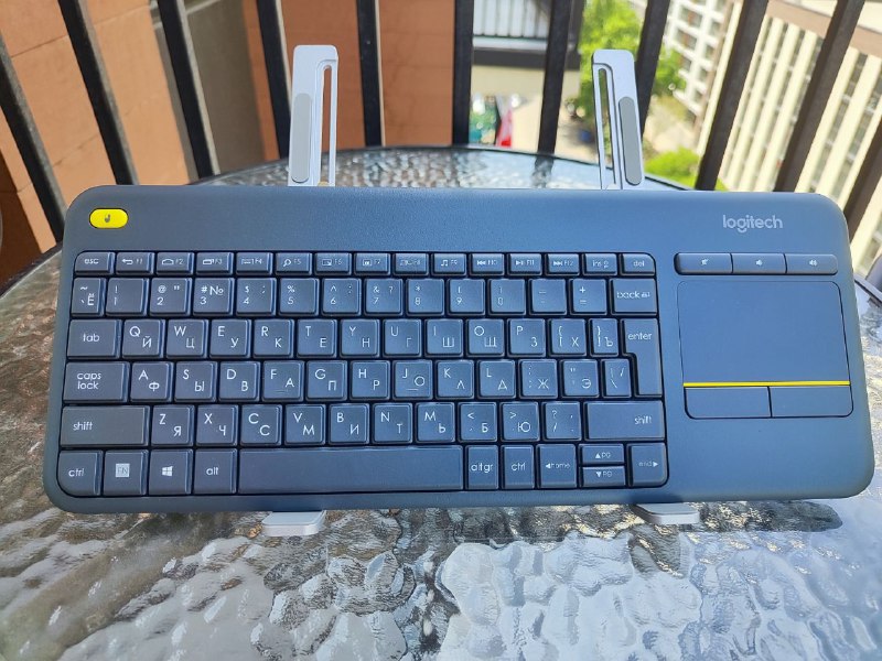 Клавиатура Logitech K400 plus, новая