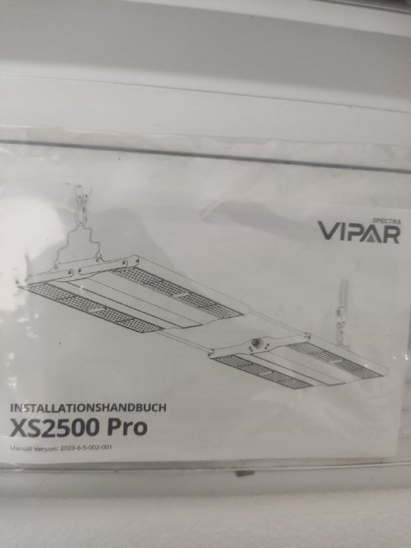 Гроу оборудование с двумя ростовыми боксами, лампами, вентиляторами и аксессуарами 3