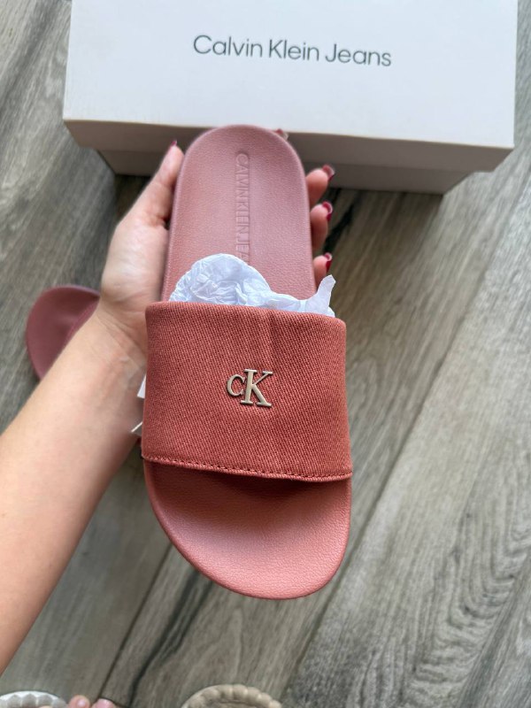 Женские шлепки Calvin Klein 39-40 размер 2