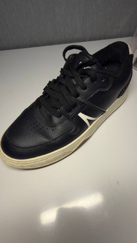 Женские кроссовки Lacoste, Куртка черная H&M, Манто, Пиджак Bershka 7