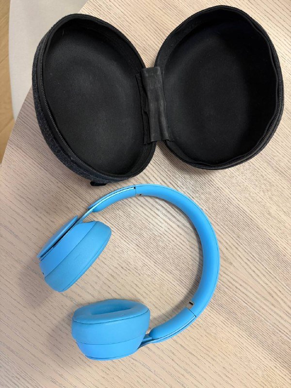 Наушники Beats Solo Pro