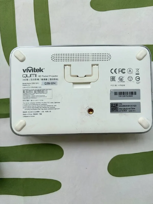Проектор Vivitek Qumi Q38 Full HD 1