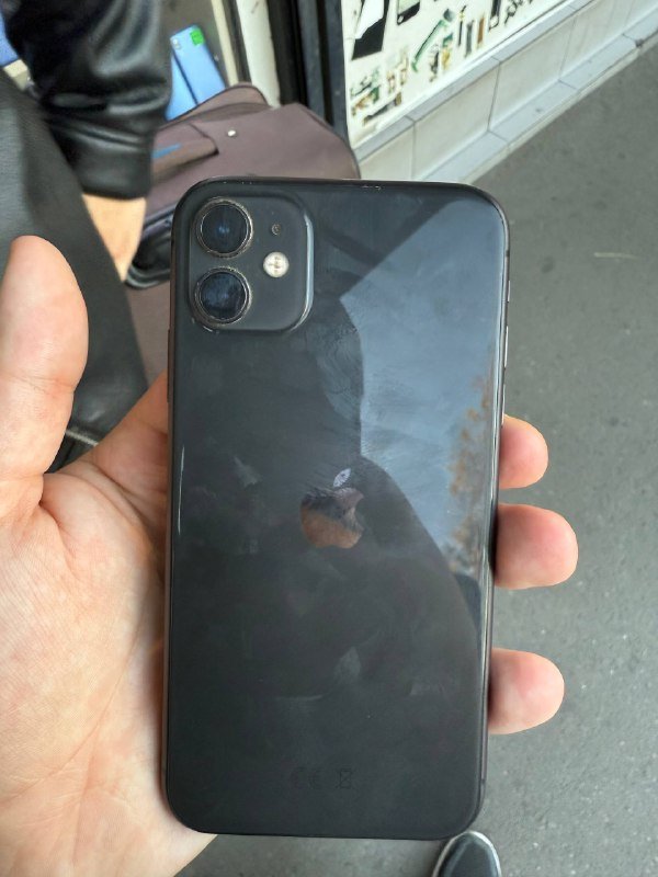 Айфон 11 64 ГБ 3