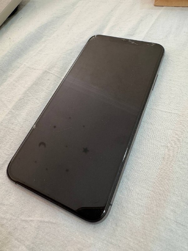 iPhone 11 Pro Max 2