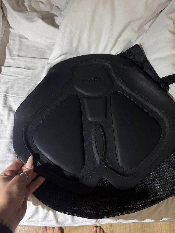 Миостимулятор массажер для ягодиц