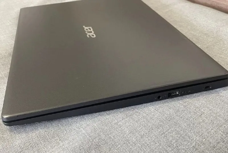 Acer Aspire A315-57G 3