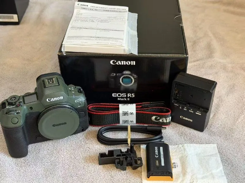 Canon EOS R5 Mark II камера 1