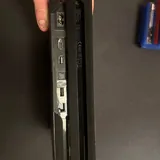 Playstation 4 pro 1ТБ, 2 геймпада, игры 3