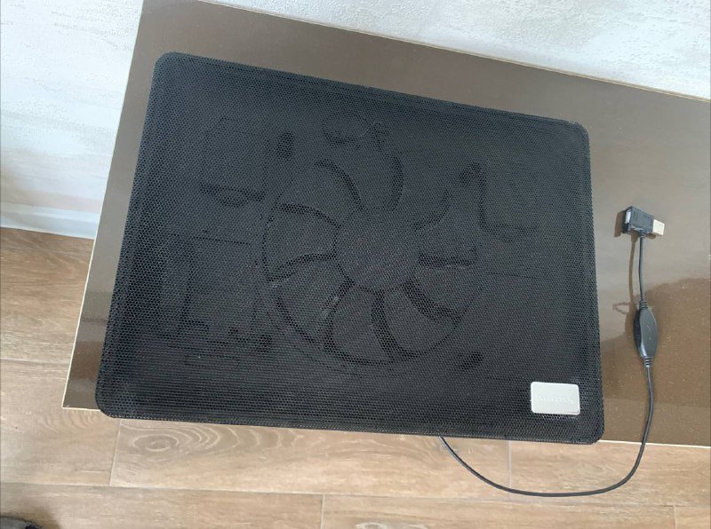 Охлаждающая подставка для ноутбука