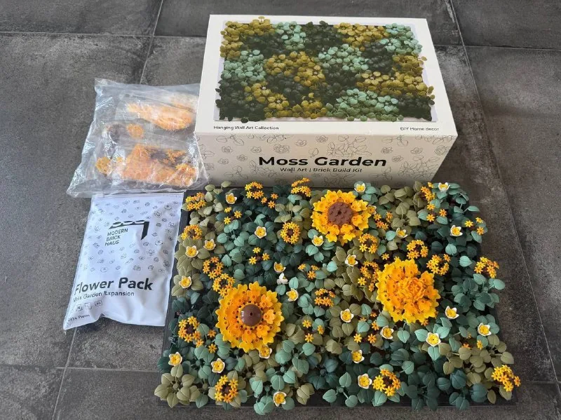 Декоративное 3D-панно Modern Brick House Sunflower Moss Garden 1