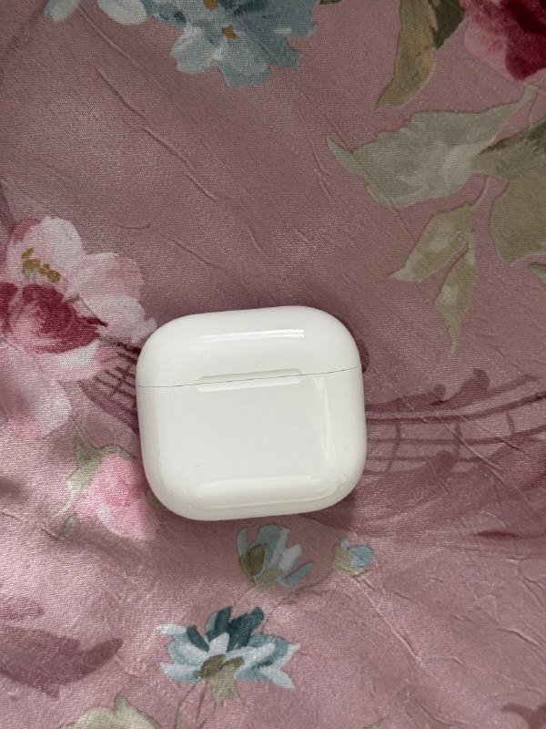 Наушники AirPods 4 новые