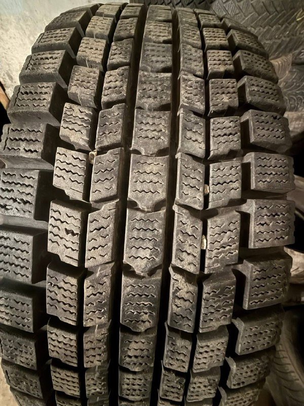 Зимние б/у покрышки R14-R22 2