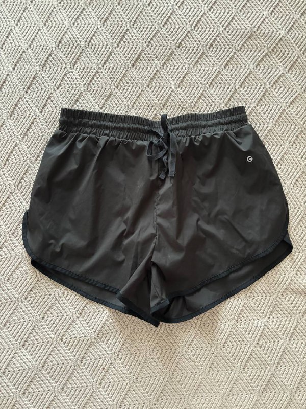 льняные шорты, джинсовые шорты zara, джинсовые шорты h&m, шорты карго, спортивные шорты, топик h&m 5