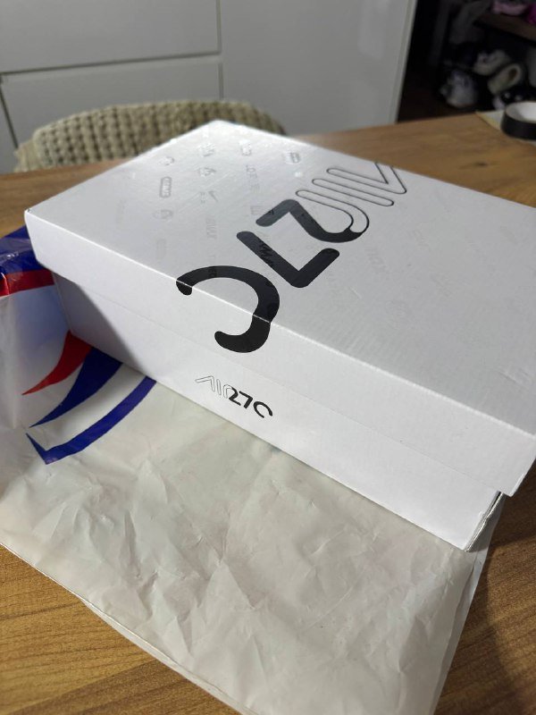 Кроссовки Nike Air Max 270 размер 39 US 8.5 8