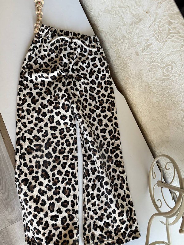 Детские штаны Zara на размер 134