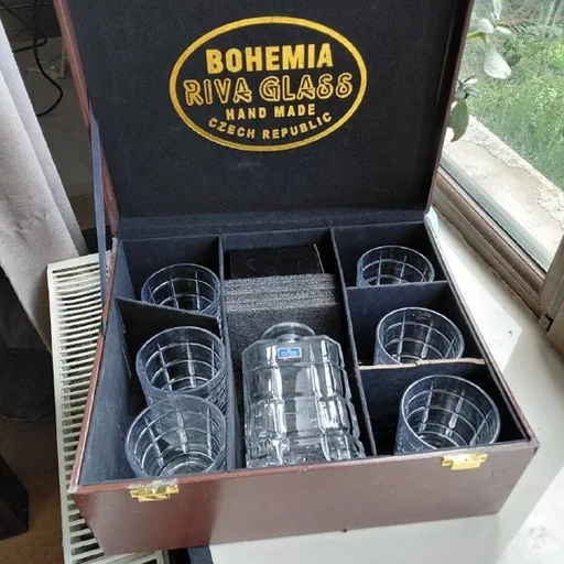 Набор Bohemia Riva Glass: 6 стаканов и графин