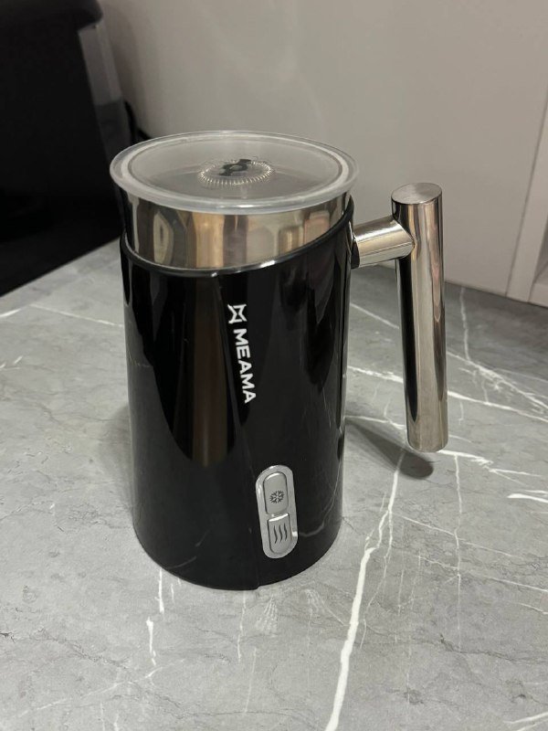 Зеркало JYSK с ножкой 3