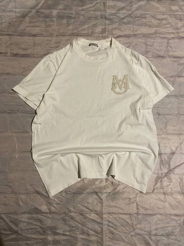 Moncler t-shirt size L