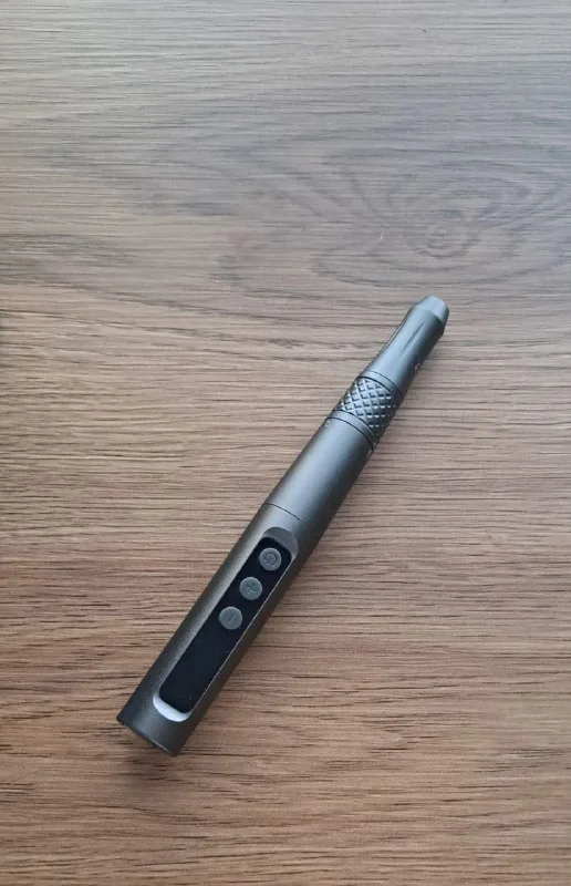 Manicure device