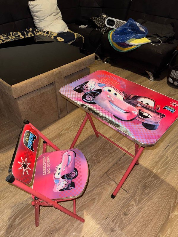 Детский стол со стулом Молния Маккуин 2