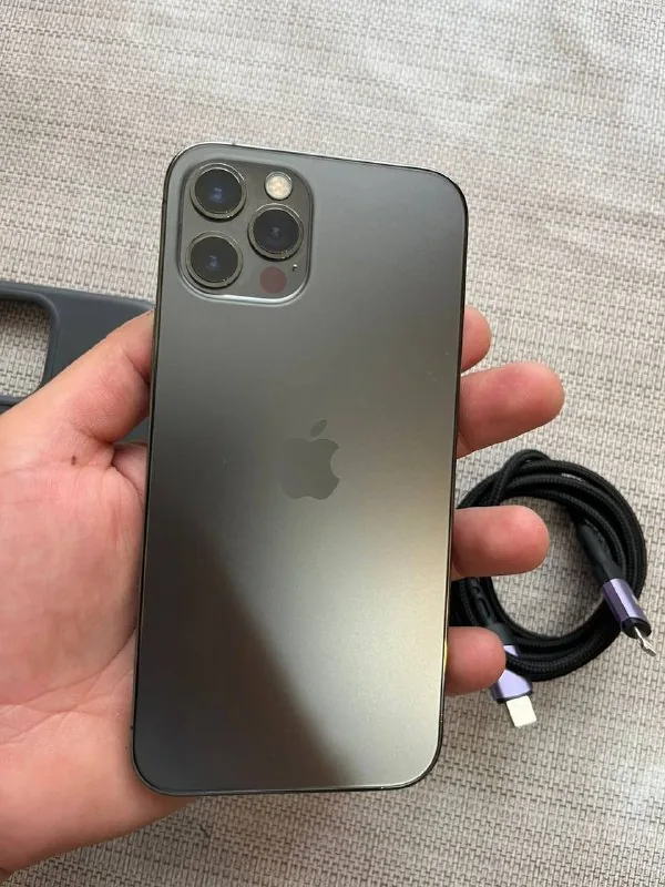 iPhone 12 Pro 128 GB 3