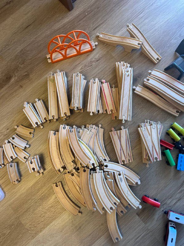 Деревянная игрушечная дорога с электропоездом Икеа 7