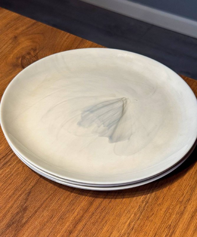 Большие тарелки 4 штуки