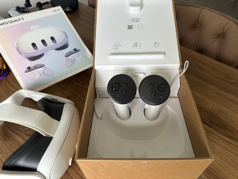 Meta Quest 3 128GB VR-шлем, контроллеры, ремешок 3