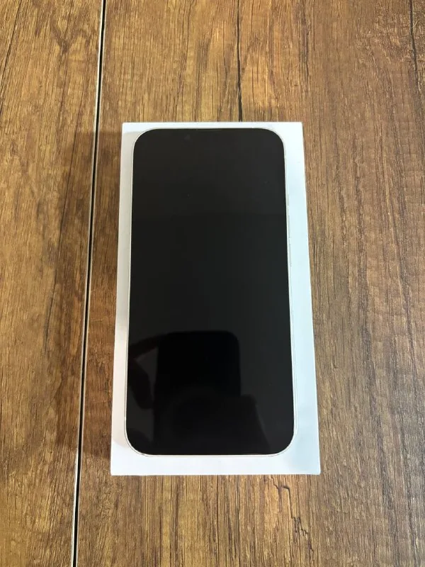iPhone 13, 128 ГБ 1