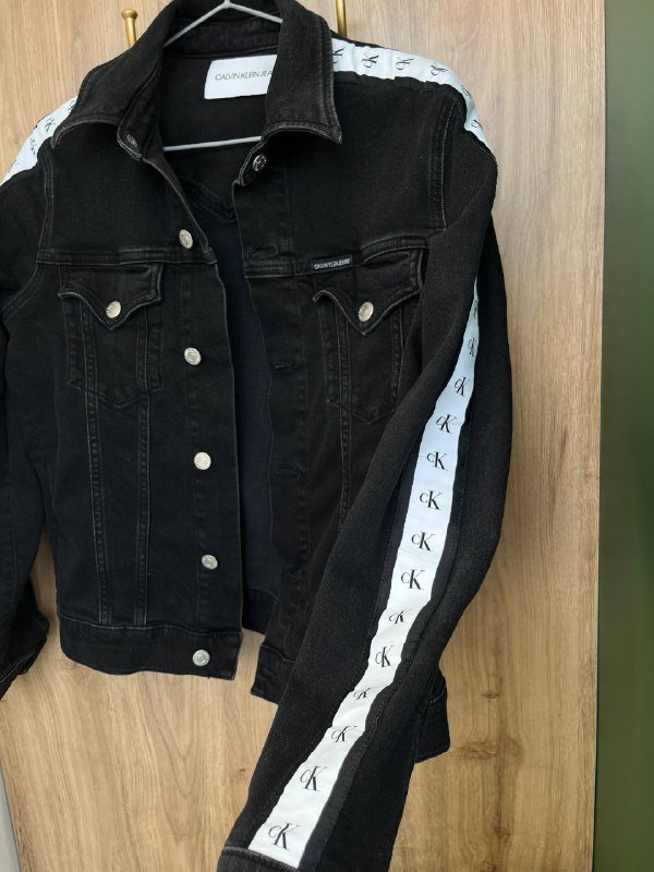 Джинсовая куртка, белые джинсы Zara 4