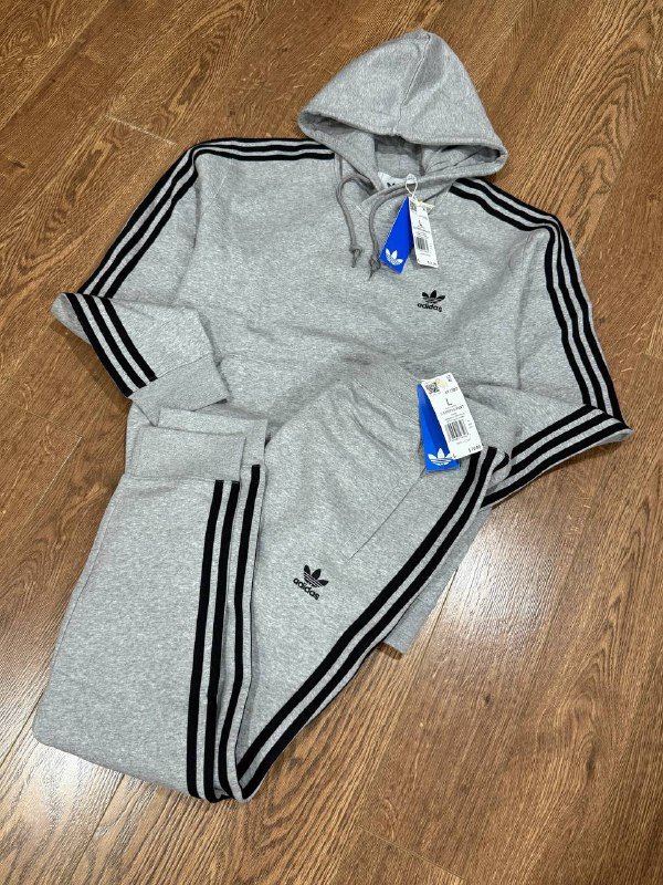 Мужской костюм Adidas размер L