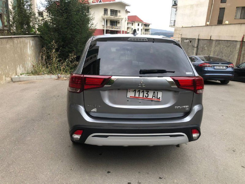 Mitsubishi Outlander SE 2018 2