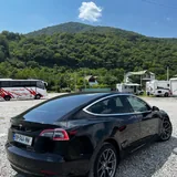 Tesla Model 3 2019 5