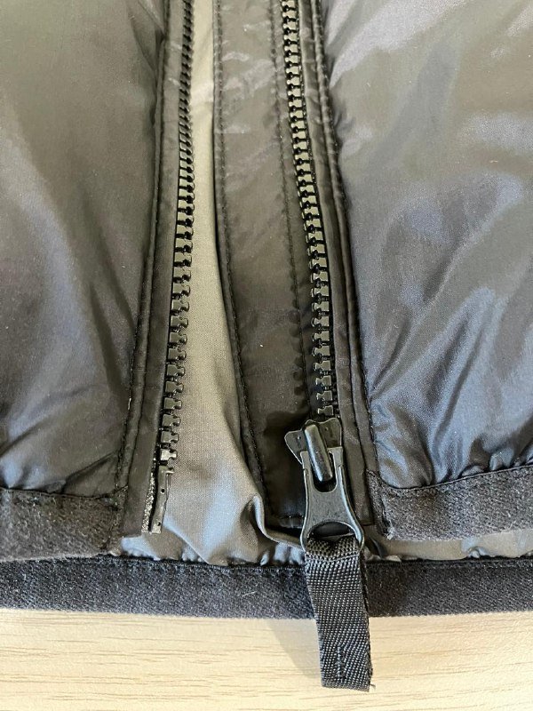 Пуховый жилет Uniqlo микропуховик 6