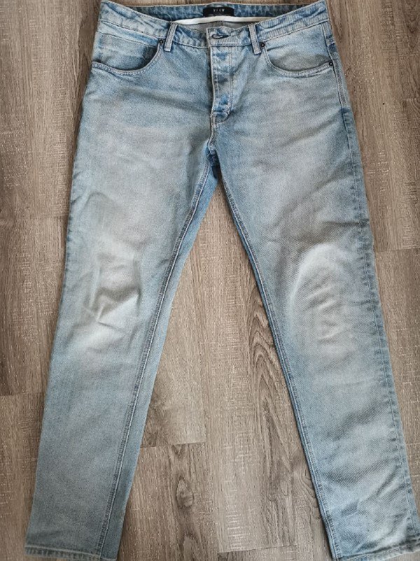 Мужские джинсы