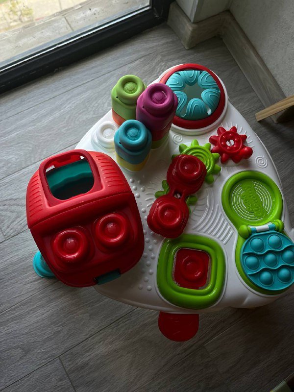 Детская ванна, детский стул для кормления, детский игровой столик 3