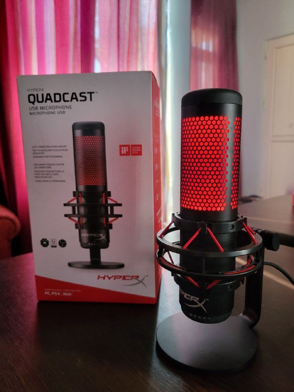 HyperX QuadCast USB микрофон